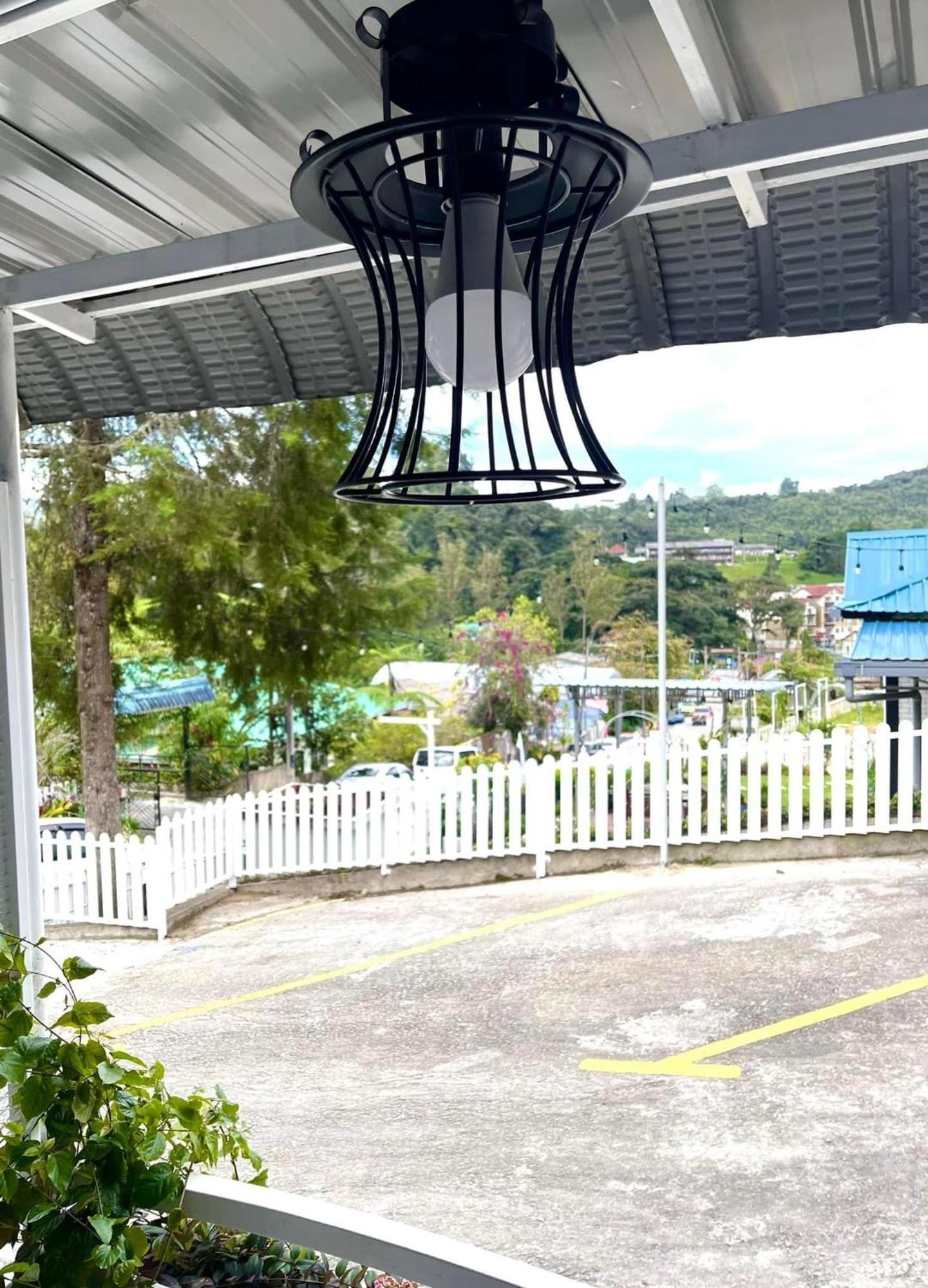 Blue Cabins By Pfordten Cottage Cameron Highlands Extérieur photo
