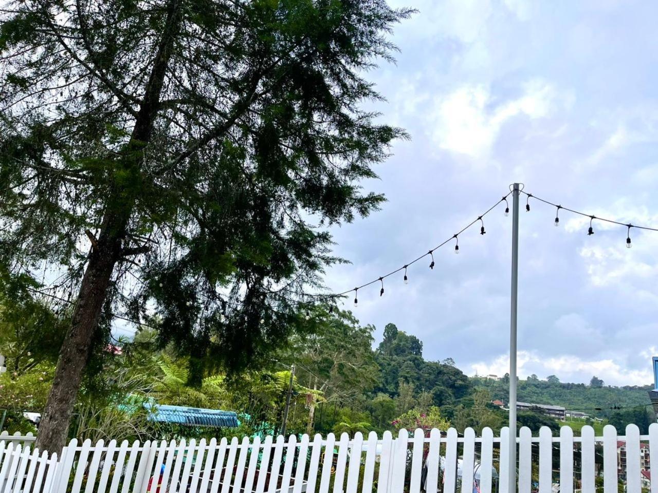 Blue Cabins By Pfordten Cottage Cameron Highlands Extérieur photo
