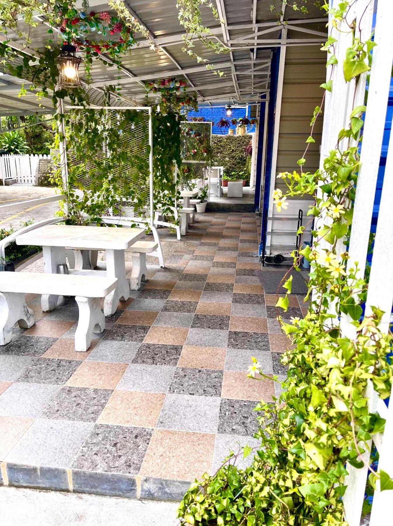 Blue Cabins By Pfordten Cottage Cameron Highlands Extérieur photo